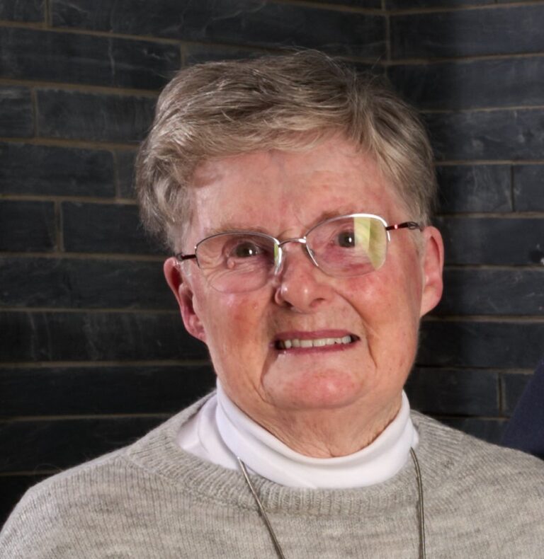 Esta